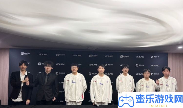 LGD教练赛后谈战术